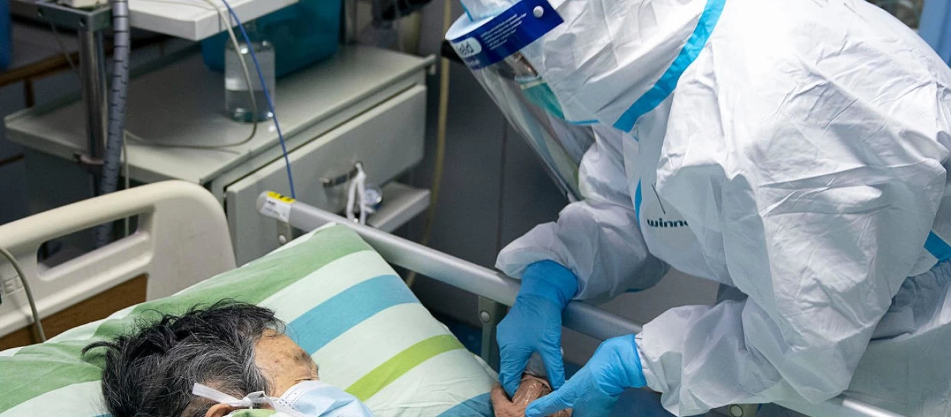 Ιατρικές μάσκες για κορωνοϊό: Ποιοι πρέπει να τις φορούν και ποιοι όχι